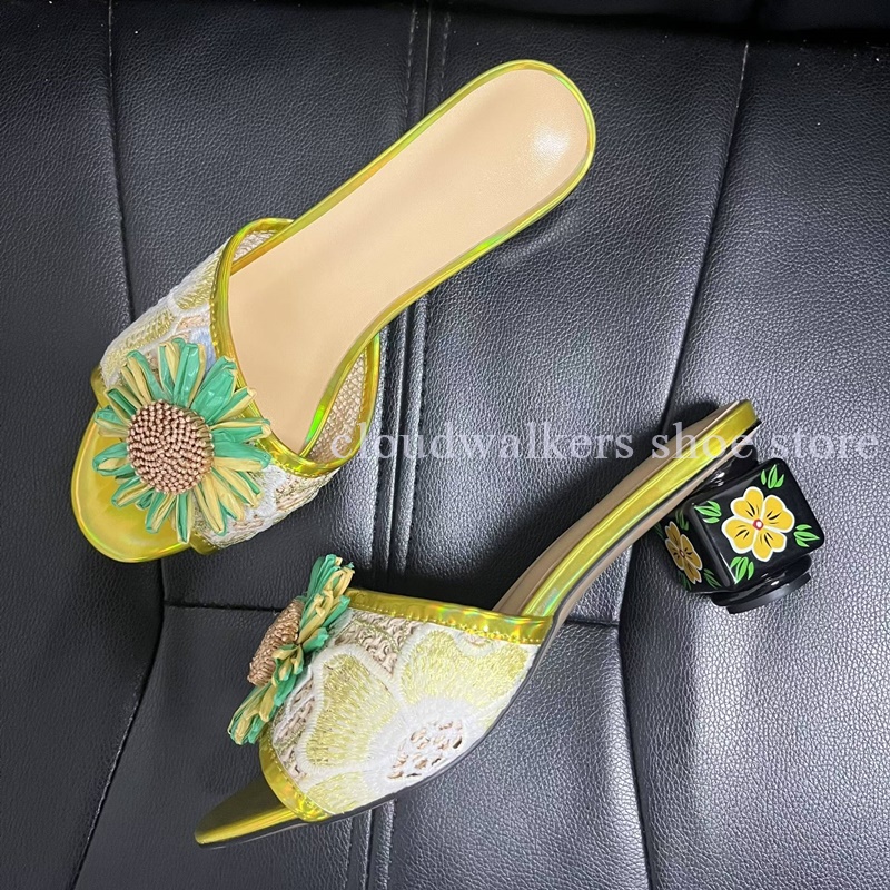 Yanardöner İşlemeli Üst Kısım  - Embroidery Embellishments incelemesi ve fiyatı