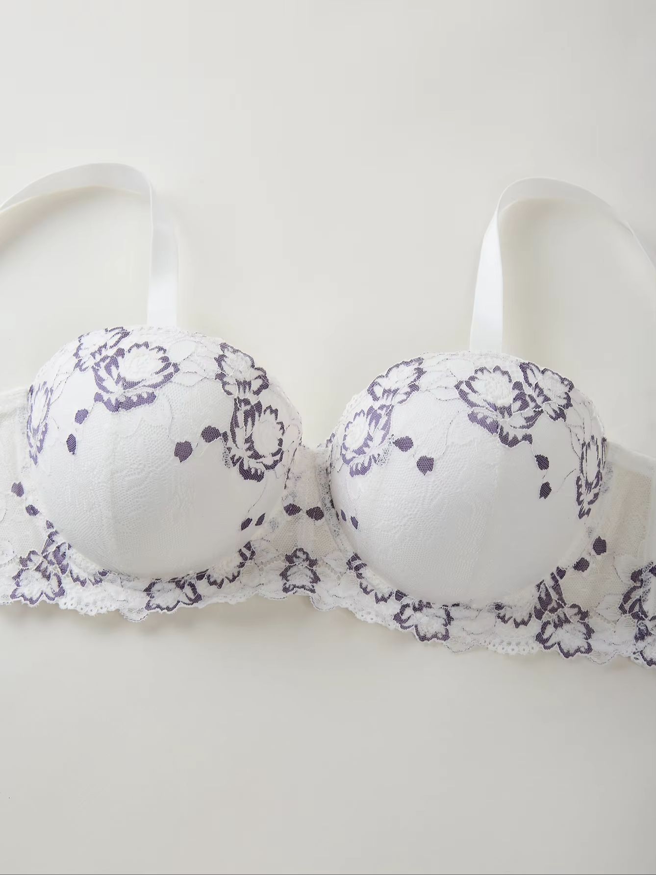 Büyük Beden Dantel ve İşlemeli - Embroidery Embellishments incelemesi ve fiyatı