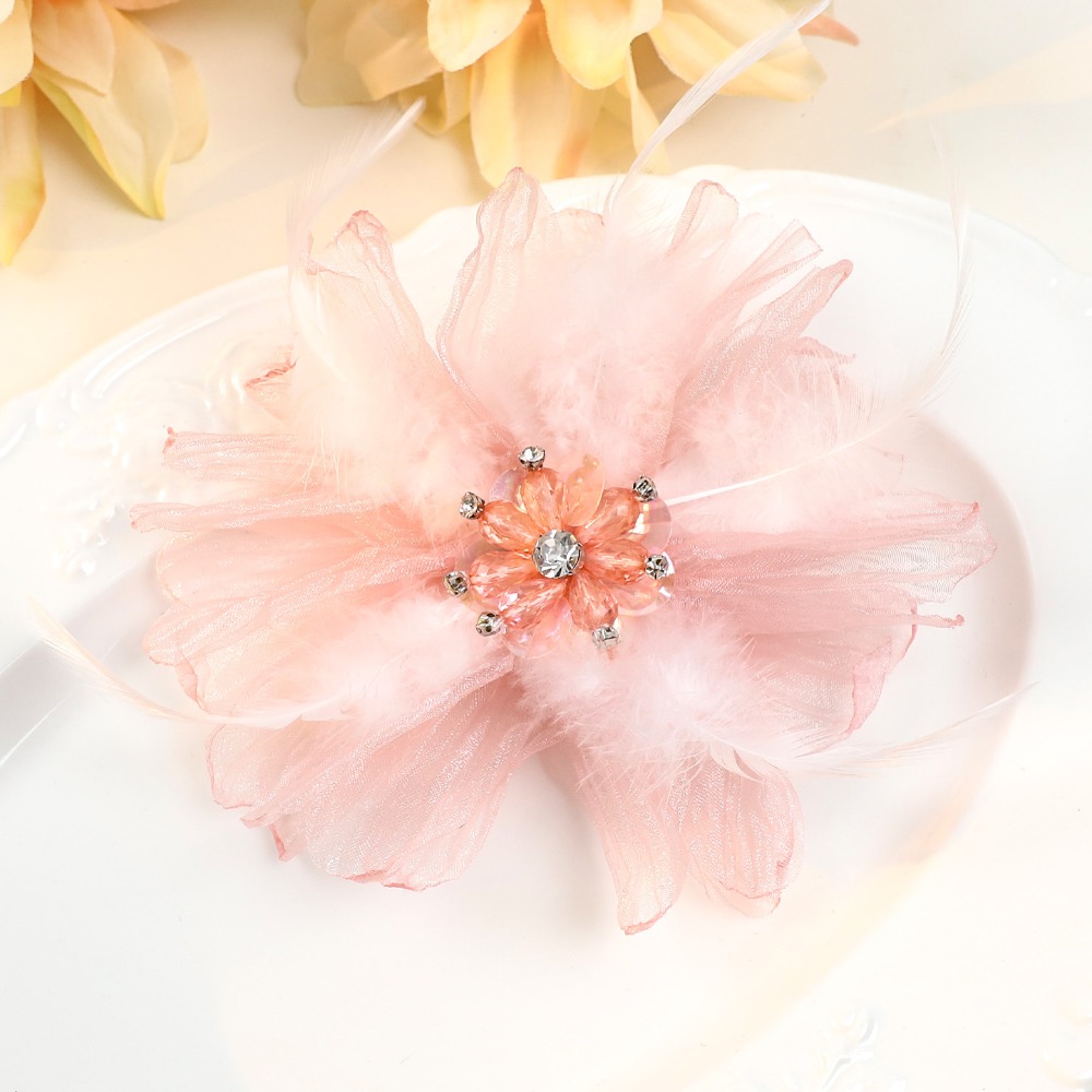 El yapımı Örgü Tüy Çiçek Broşl - Crystal Mesh Fabric incelemesi ve fiyatı