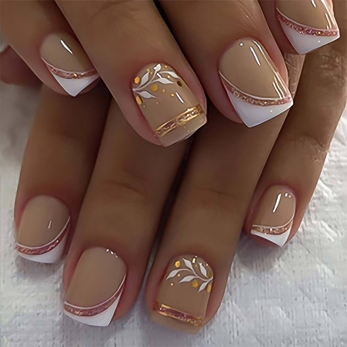 Kısa Kare Takma Tırnaklar Altı - Embroidery Embellishments incelemesi ve fiyatı